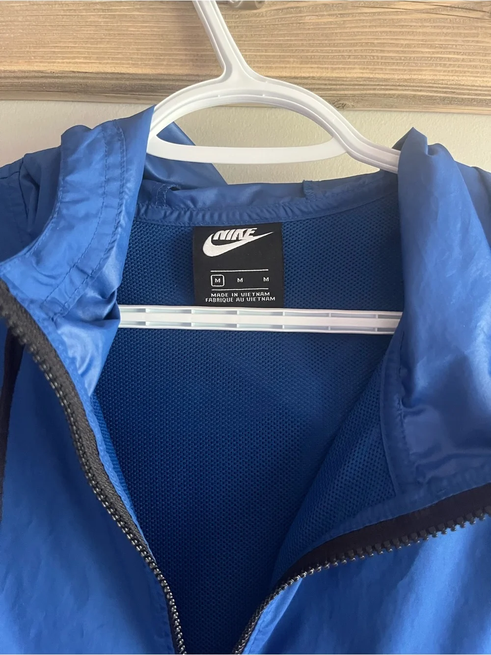 Nike Blue and Black Hooded Windbreaker Jacket - Picture 3 of 3